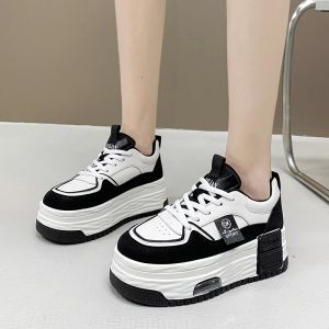 Lägenheter som strävar efter nya kvinnor White Chunky Sneakers Vulcanize Shoes 6cm Platform Running Sneakers Ladies Black Casual Shoes Tennis Kvinna 2023