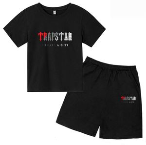 デザイナーTシャツの服セットサマートラップスターTシャツキッズボーイズビーチショーツストリートトラックスーツ女性服の女の子スポーツウェア