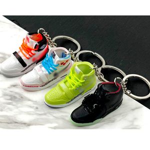 Projektant mody Jewelr But Mold 3D Bieturej Kreatywa Kluczowa do koszykówki Mini Basketball Shoe But Plecak Pendant Personalizowany dekoracja prezentów Wholesale A-J 003D