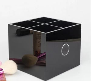 New Classic High-grade Acrylic Toiletry 4 Grid Storage Box Cosmetic Accessories Storage Cosmetic brush storage Vip Gift
