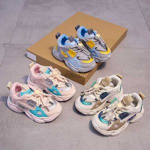 Sneakers babyskor avslappnade sportskor för pojkar och flickor mesh andningsbara avslappnade skor för små barn Zapatillas de Mujer Zapatos Ni O 240322