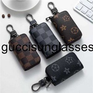 Keychains Lanyards PU Leather Bag Keychains Car Keys Holder Key Rings Black Plaid Brown Flower Pouches Pendant Keyrings Charms for Men Women Gifts 4 colors
