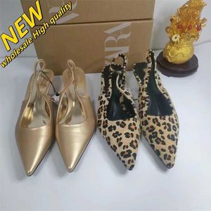 Alta qualidade por atacado impressão za2024 baixo designer primavera orvalho nova patente mulheres flor sapatos salto leopardo padrão de ouro animal couro apontado material de metal