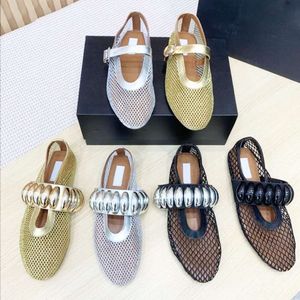 Nya designer sandaler klänning sko kvinnor balettlägenheter ihåliga mesh sandal mulor runda huvud loafers med ruta 544