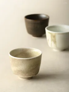 Kubki ceramiczne kubki wodne Chińskie kungfu herbata w stylu retro na oprogramowanie do domu napój domowy biały brązowy 3 kolory 105 ml ręcznie robiona filiżanka