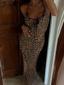 Basic Casual Dresses JusaHy Womens New Y2K Elegant Leopard Print Maxi Dress Backless Tight Italian Spaghetti Shoulder Strap Lace Slim Fit Vintage Robe 2023 Q240322