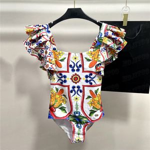 Kadın Tasarımcı Mayolar Yaz Seksi Bodysuit Mayo Moda Baskı Bikinis Yüksek Sınıf Lady Mayolar Tatil İçin