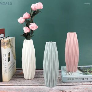 花瓶の花瓶の装飾ホームプラスチック白い模倣リビングルームオフィスダイニングコーヒーショップ用セラミックポット