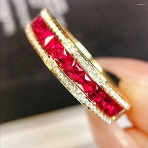 Cluster Rings JY2024 No.12744 Ruby Natural 0,90ct Red Gemstone Pure 18K Gold Jewelry for Women Diamonds