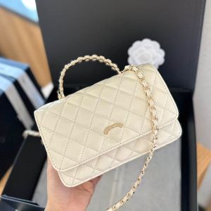 Luksusowe kobiety WOC Uchwyt Torba na ramię 19 cm Vintage Designer Portfer Portfer Pearl Tinka torebka pod pachami Torebka skórzana Matelasse Evening Clw podczas karty Karta Pochette Pochette