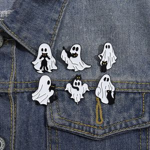 Halloween boo med svart katt emaljstift punk spöke lapel märke tillbehör ryggsäck kläder skjorta broscher tillbehör gåva till vänner