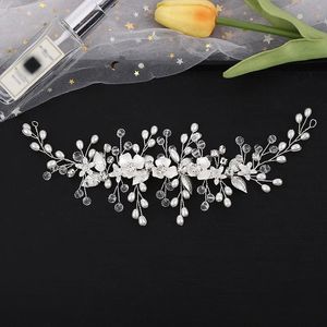 Copricapo color argento Copricapo di fiori da sposa Accessori per capelli da sposa Copricapo di cristallo femminile fatto a mano da sposa