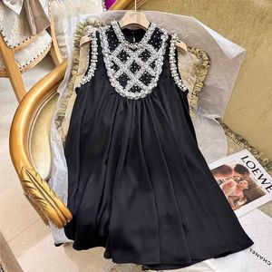 Grundläggande casual klänningar designer märke miu super odödlig flödande ärmlös västkjol handgjorda diamantbockad svart klänning lyxig känsla smal sommar 5o7d