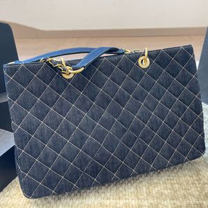 Women Fashion Large Crossbody Designer Bag Tote French Luxury Diamond Pattern Double Letter Shoulder Bag High Quality Gold Chain Blue Color Cowboy Messenger Bag