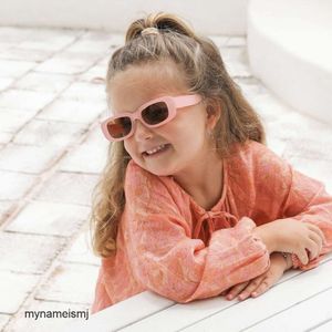 2 pezzi di moda di design di lusso occhiali da sole quadrati per bambini 2021 nuovo stile ragazzi e ragazze moda occhiali da sole per bambini protezione UV ombrellone e crema solare