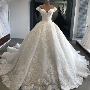 Princess Ball Gown Wedding Dresses Sweetheart Neck 3D Floral Applicants Off Axel Short Sleeve Brudklänningar Puffy Illusion Bride Dress