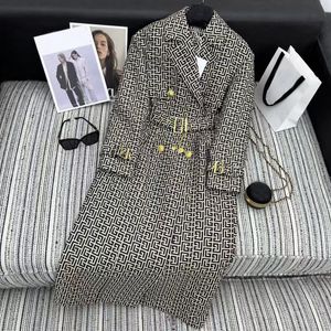 Trench da donna di design giacca da donna Giacca a vento classica Cappotto da cintura allentato Cappotto da trench lungo casual femminile