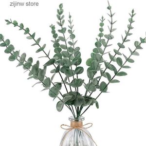 Faux Floral Greenery 8PCS Artificial Eucalyptus Leaves Greenery Stems with Frost for Vase Home Party Wedding Decoration Outdoor Garden Christmas Y240322