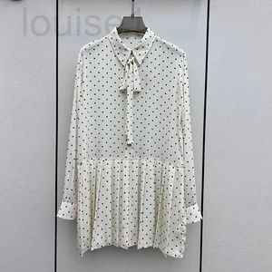 Grundläggande avslappnade klänningar Designer Brand Miu Sweet Polka Dot Printed unik klänning, Super Beautiful Soe Up Long Sleeved Pleated kjol, Autumn New Shirt kjol vdyg