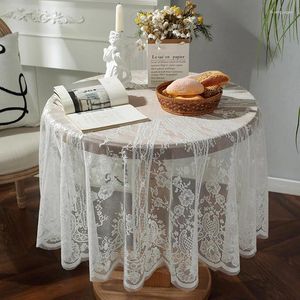 Bordduk Högkvalitativ födelsedagsfest Event Luxury Tracloth White Lace Vintage Hollow Round Tabloths Hemskåp Skåpskydd