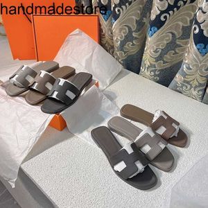 Chinelo de luxo orans chinelos de fundo plano para mulher 2024 alta versão malha vermelho couro genuíno resistente ao desgaste sandálias de linha reta