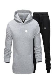 Alta qualidade Mens Tracksuits Sportswear Men039s Jogging Suits Hoodies Suéteres Primavera Outono Casual Sportswear Define Roupas Ou5031834925