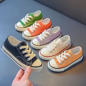 Sneakers Spring and Autumn 2023 New Boys Shoes Preschool Girls Sports Shoes Childrens Jelly Colored Canvas Shoes Childrens Casual Lace Classic Flat Shoes 240322