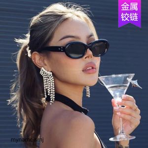 2 st mode lyxdesigner tre stjärnor ovala solglasögon 2023 Nya solglasögon ins kryddig flickor koreanska uv solglasögon kvinna
