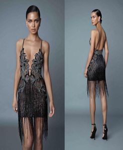 2019 Berta Tassel Preto Vestidos de Cocktail Backless Spaghetti Neck Lace Appliqued Beads Prom Dress Ver Através Sexy Mini Evening Gow1351802