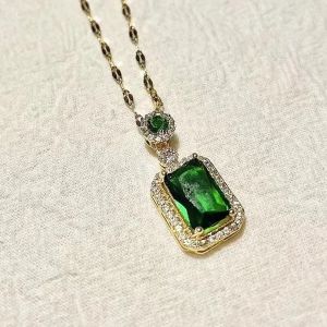 New Ins Emerald Necklace Female Zircon Emerald Crystal Geometric Necklace Female Retro Temperament Collarbone Chain