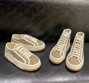 Tasarımcılar Ayakkabı Tenis 1977 Spor Sabahları Platformu Lüks Tuval Ayakkabı Bej Yıkalı Jakard Kot Ayakkabı Kauçuk Sole İşlemeli Vintage Sıradan Sneaker Hızlı Nakliye