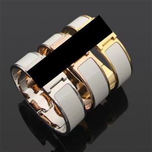 Designer-Armbandschmuck, Designer-Herrenarmband, Handschellen, klassische hochwertige Titan-Stahlschnalle, Modeschmuck für Frauen, Charme, weibliches Luxusarmband