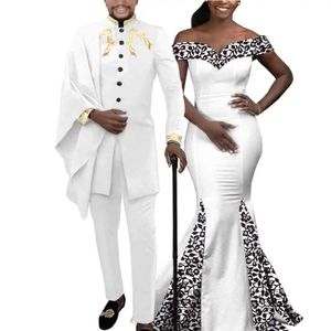 Afrikanskt par matchande kläder för bröllopskvinnor Slim Mermaid Dress Bazin Riche Men oregelbundna jacka byxuppsättningar med Hat Y23C011 240313