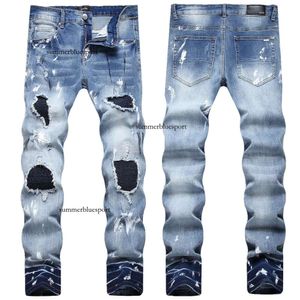 2023 Jeans traforati color lampone autunnale AM Pantaloni lunghi di marca alla moda da uomo slim fit elasticizzati piccoli piedi