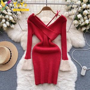 Casual Dresses Fashion Solid Color V-Neck Ruffle Block Horn Sleeve Knit Lång klänning 2024 Spring Elastic Slim Bodycon tröja