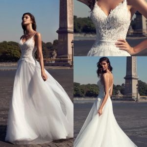 Moda a linha vestidos de casamento sexy decote em v ilusão sem mangas rendas apliques vestidos de noiva trem varredura praia vestido de casamento robes de