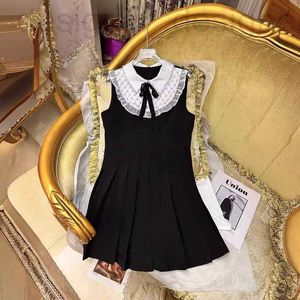 Vestidos casuais básicos marca de grife estilo Miu saia sem mangas com pescoço de boneca, contas de prego de trabalho pesado com gravata borboleta de diamante incrustada, vestido plissado socialite mil ouro AOTI