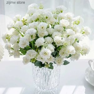 Finto verde floreale 5 forchette 15 teste fiori artificiali piccolo garofano per Natale Ghirlanda accessori casa Tavolo da pranzo bonsai decorazione di nozze Y240322