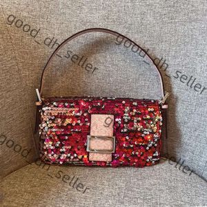 Designerwechsel -Umhängungs -Baguette -Tasche für Frauen hochwertige Luxus -Mode -Crossbody -Taschen neue Damen Totes Bling Handtaschen Geldbörsen 145