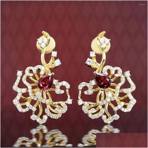 Dangle Chandelier Brincos Foydjew Luxo Designer Jóias de Alta Qualidade Artificial Gota de Água Rubelita Ruby Mulheres Elegante Golden Earr Ot6H5