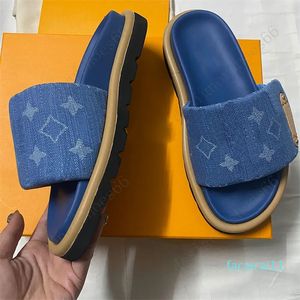 راحة مسطحة لوحة بغل صفيحة وسادة بليون البغل الأزرق جينز الرجال نساء الصنادل مصمم صندل Slippers الشاطئ