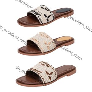 Designerskie płaskie sandały luksusowe kapcie haftowy haft sandałowy moda flip flip flop lisper lisper dla kobiet letnie plażę slajdowe damskie buty niskie obcasy 67