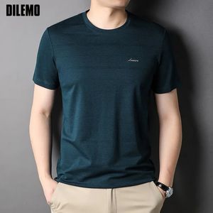 Top Grade Designer Men t Shirt Brand Tops Short Sleeve Plain Regular Basic Business Casual Fashion Summer Mens Clothes 240309