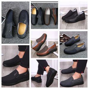 Повседневная обувь Gai Sneaker Sport Clate Shoe Man Formal Classic Top Tope Soft Sole-Flats Кожаные мужчина обувь черные комфортные лозушки размером 38-50