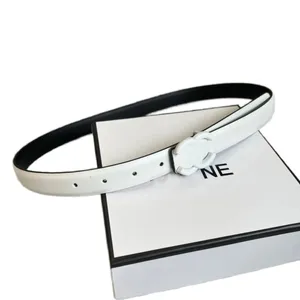 Paski designerskie dla mężczyzn cienki ceinture luksusowy skórzana szerokość CINTURE 2,5 cm wszechstronna litera codzienna strój Duża klamra Ceinture Pas Blue FA094 H4