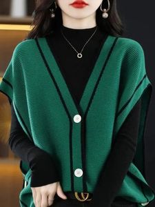 Elegant Vneck Singlebreasted Sleeveless Cardigan Sweater Korean Fashion Loose Soft Streetwear Knitted Vest Hit Color Tops 240304