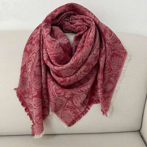 Scarf Designer Fashion real Keep high-grade scarves Silk simple Retro style accessories for womens Twill Scarve 17 colors v scarf with box