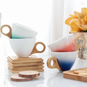 Kubki lekkie luksusowe gradient ceramiczny kubek do kawy drewniany okrągły zestaw podarunkowy kreatywny bambusowy biuro domowy kubek