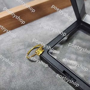 Bandringar 2024 Celi New Charm Luxury Wedding Rings for Woman Designer Arc de Triompheh Crystal European American Style Set utsökta smycken