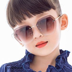 2 pcs Fashion luxury designer New cut edge frameless polygon childrens Sunglasses irregular 2020 new fashion colorful childrens sunglasses for men and women